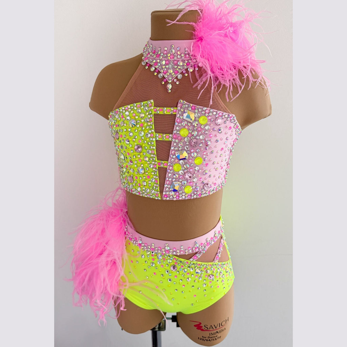 Child 8 | Neon Kiss - Sparkle Worldwide